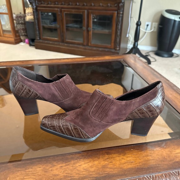 Women’s Coldwater Creek Genuine Suede Western Bootie  Size 8 main image 5